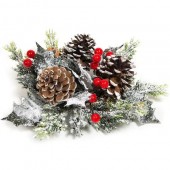 Coronita decorativa pentru lumanare si pentru a crea magia sarbatorilor de iarna cu conuri ninse,15 cm